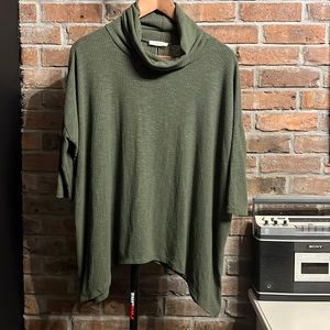 Olivia Rae cowl neck short sleeve top